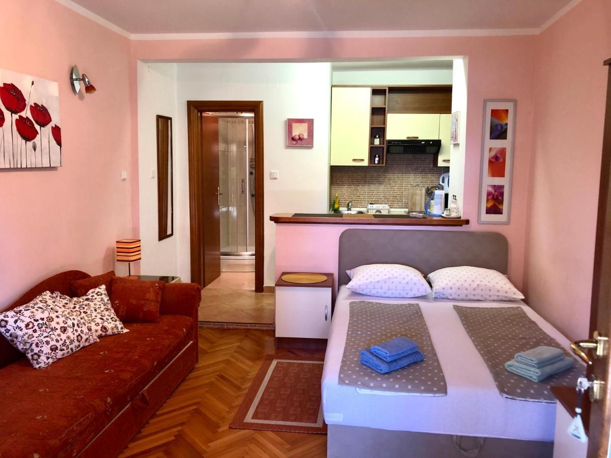 Studio Apartman Sanja Zlobin Εξωτερικό φωτογραφία